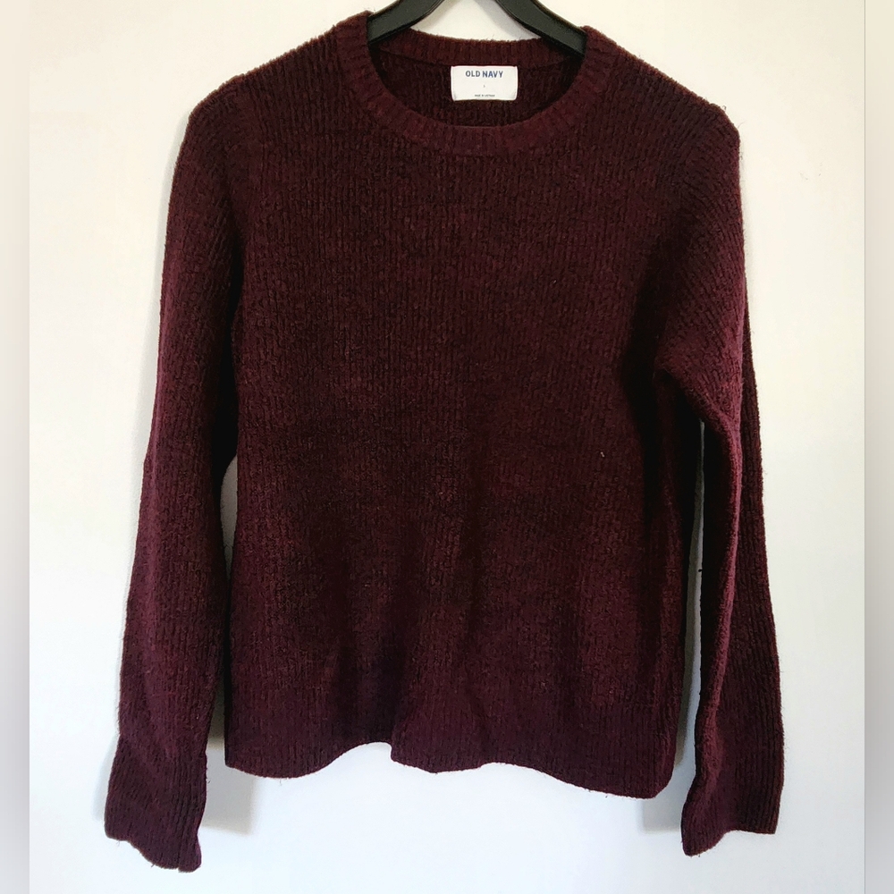 Gently Worn Purple Old Navy Sweater in Size Large